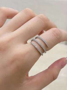 1 pieza Anillo triple de cruz exquisito totalmente de strass, adecuado para el uso diario de las mujeres, también se puede usar como accesorio para fiestas o regalo. - Cruzar tres círculos - Ver 2