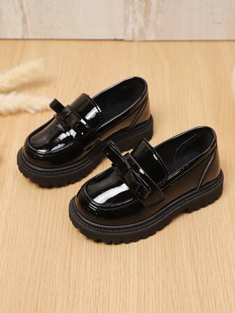 1 双时尚可爱蝴蝶结珍珠金属钩防滑耐磨舒适百搭玛丽珍乐福鞋，适合女孩，适合春秋季户外、日常、派对和学校穿着