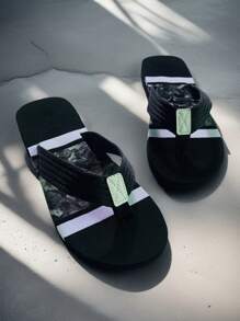 Men's Fashion Thong Sandals, Two-Tone Flip Flops, Summer Thick-Soled Non-Slip Soft Bottom Unique Wear-Resistant Men's Flip Flops, Casual Shoes, Men's Thong Sandals, Outdoor Fashionable Beach Slippers