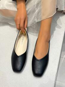 2025 New Women Casual Simple Solid Color Soft Bottom Comfortable Work Shoes, Summer - Black - View 4