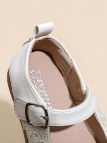 1 para dziewczęcych eleganckich skórzanych płaskich butów z kwiatowym wzorem, odpowiednich na lato