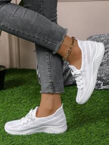 Summer New Breathable Mesh White Sports Shoes, Non-Slip Soft Bottom Comfortable Cloth Shoes, Flat Bottom Running Shoes