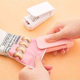 1pc Mini Draagbare Sealer Gebruikt 2 No. 5 Batterijen, Kleine Huishoudelijke Plastic Zak Sealer, Handmatige Druk Elektrische Verwarming Sealer Huishoudelijke Plastic Zak Voedselconservering Vacuüm Sealer Mini Voedsel Sealer Conservering
