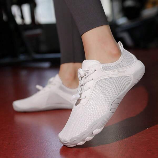 Zapatos de mujer negros de secado rápido, zapatos acuáticos antideslizantes deportivos para nadar, surf, yoga y ejercicio