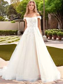 Off Shoulder Garden Lace Wedding Dresses Floor Length Wedding Party Ball Gown Tulle Bridal Gowns With Bone Lace Up Back Women Wedding Gowns Illusion Top, Bride