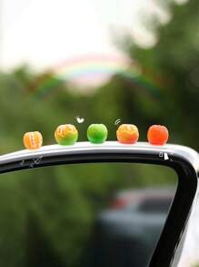 Urocze dekoracje na deskę rozdzielczą samochodu z motywem kreskówek - kolorowe miniaturowe ozdoby, które ulepszą Twoje wrażenia z jazdy, wykonane z żywicy odpornej na ciepło, łatwe w montażu za pomocą kleju bezśladowego, odpowiednie do desek rozdzielczych, lusterek wstecznych, klamek drzwi i otworów wentylacyjnych, dostępne w różnych stylach, spersonalizuj wnętrze swojego samochodu z zabawą i stylem, idealne do dodania uroku konsoli środkowej Twojego samochodu, wiele elementów