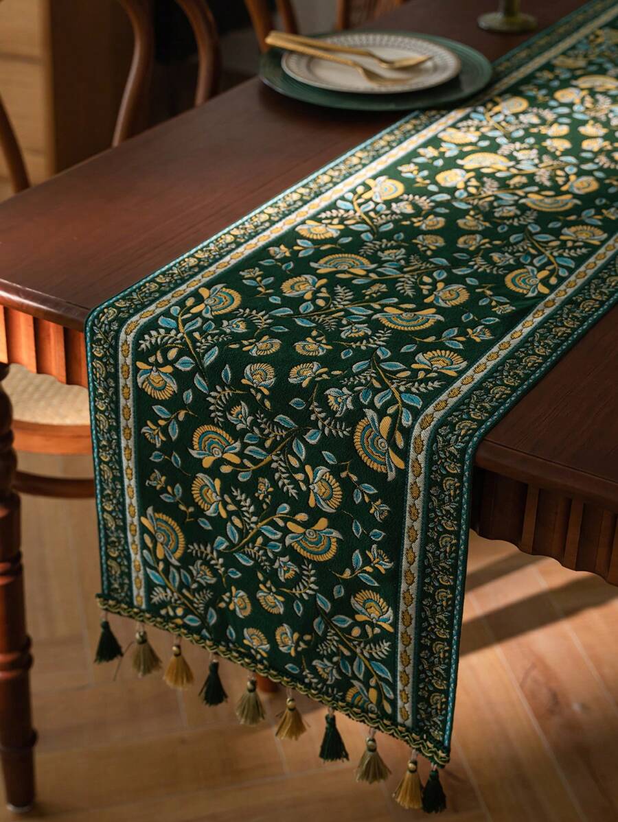 1pc Vintage Patterned Table Runner, Tasseled Decor To Enhance Dining Environment, Suitable For Holiday Celebrations - Green - View 1
