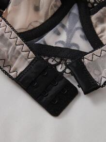 2pcs Spring/Summer New Women's Sexy Lingerie Set, Black Lace-Trimmed Floral Embroidery Bra Underwear With Adjustable Straps, Sheer Mesh Panties, Intimate Valentine's Day Gift Set Ultrathin Bra