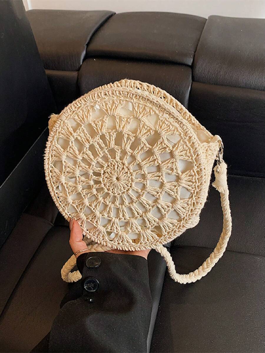 Fashionable Round Straw Shoulder Bag For Women, Suitable For Beach Vacation