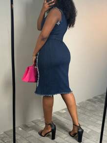 Women's Denim Button Up Shirt Dress - Casual Denim Dress With Waist Strap And Knee Length A-Line Dress, Featuring Pencil Silhouettes - 深色水洗藍 - 查看 4