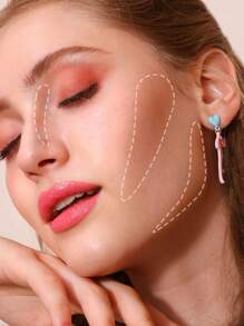 MISSLYN - Shimmering Girl! 3-In-1 Contour Stick, Bronzer And Blush, Refreshing And Non-Greasy, Waterproof Formula, Easily Create A Radiant Look, Light To Medium Shades Suitable For Mature Skin And Women. Brand Makeup, Facial Cosmetics, For Women And Girls, Winter Essential, Y2K , Fashionable And Versatile, Birthday Gift, Valentine's Day Gift, Party Essential, New Year Gift, Best Color Choice, Cruelty-Free And Vegan. - 單色修容棒02 - 查看 6