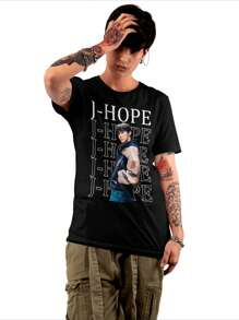 Playera Wear Print DE MODA J-HOPE, ELEGANTE. PLAYERA NEGRA (EX B.T.S) - Negro - Ver 1