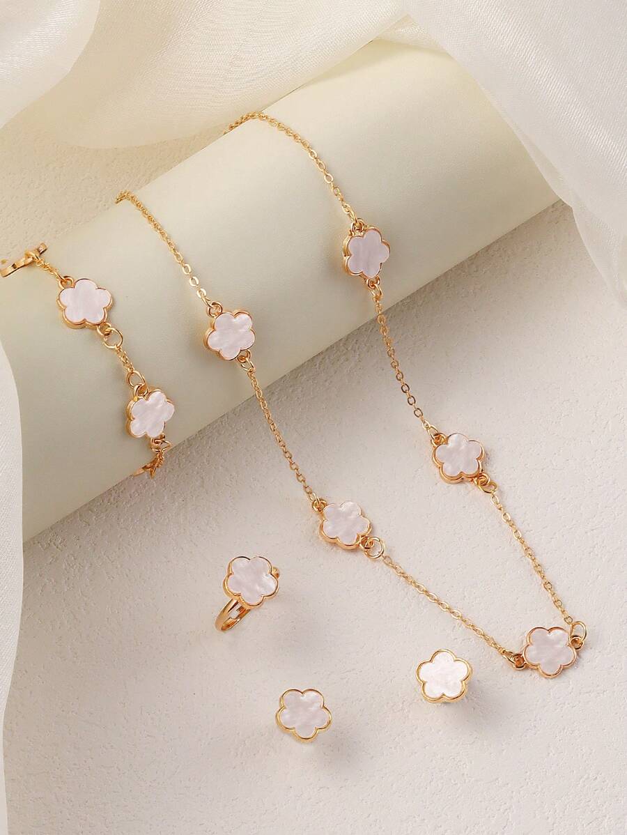 1 Set Girl Jewelry Gift, Includes 1pc Classic Lucky Four-Leaf Clover Pendant Necklace, 1pc Bracelet, 1 Pair Earrings, Perfect Birthday Gift For Back To School Season