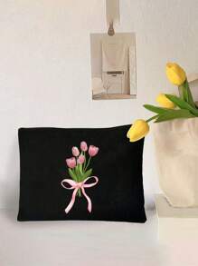 郁金香主题教师节礼品套装，包含黑色化妆包、零钱包、便捷收纳袋和指甲油收纳盒。“粉色郁金香，饱含甜蜜与温暖，象征着永恒的爱与幸福。它如同落日余晖，温柔地洒落在心间，充满浪漫与柔情。”这款设计精美的包袋适合女性或学生使用，可用于携带书籍、购物、返校，是完美的教师节礼物。