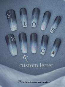 Uñas postizas hechas a mano personalizadas, manicura profesional pintada a mano, se proporciona un tamaño a medida para cada uña, alta adaptabilidad, set de 10 piezas, esmalte de gel, diseño de degradado negro ombre, letra personalizada con significado especial, para uso diario, citas, fiestas, regalos, ajuste cómodo hecho a mano, piezas de uña suaves y de alta calidad, reutilizables