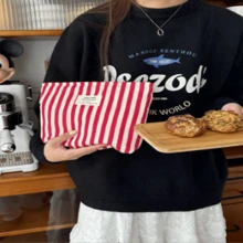 1pc Fresh Striped Cosmetic Bag, Large Capacity Portable Minimalist Women Makeup Pouch Makeup Travel Toiletry Organizer Essentials Gifts Storage Zipper Accessories Nail