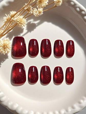 10-pack handgjorda press-on-naglar, rent röda glitterlösnaglar med kattögoneffekt, glansiga korta kistorlösnaglar för kvinnor och flickor, levereras med 1 scrunchremsa och 1 gellim.