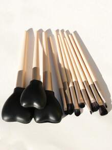 3pcs/Set Heart-Shaped Silicone Makeup Brush Protectors, Anti-Dust Storage & Protection Case, Brush Guards To Prevent Frizz,Makeup Brush Dust Protective Cover, Suitable For Travel, Vacation,Makeup Table, Dormitory,Ideal For Women, Daughters, Sisters, Teachers