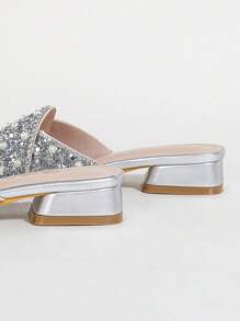 Modische Damen Peep-Zehen Sandalen, neuartige luxuriöse mit Perlen & Strass verzierte Urlaubs- und Party Vielseitige Quadratische Spitze Plateau Absatz Sexy Charm Slides