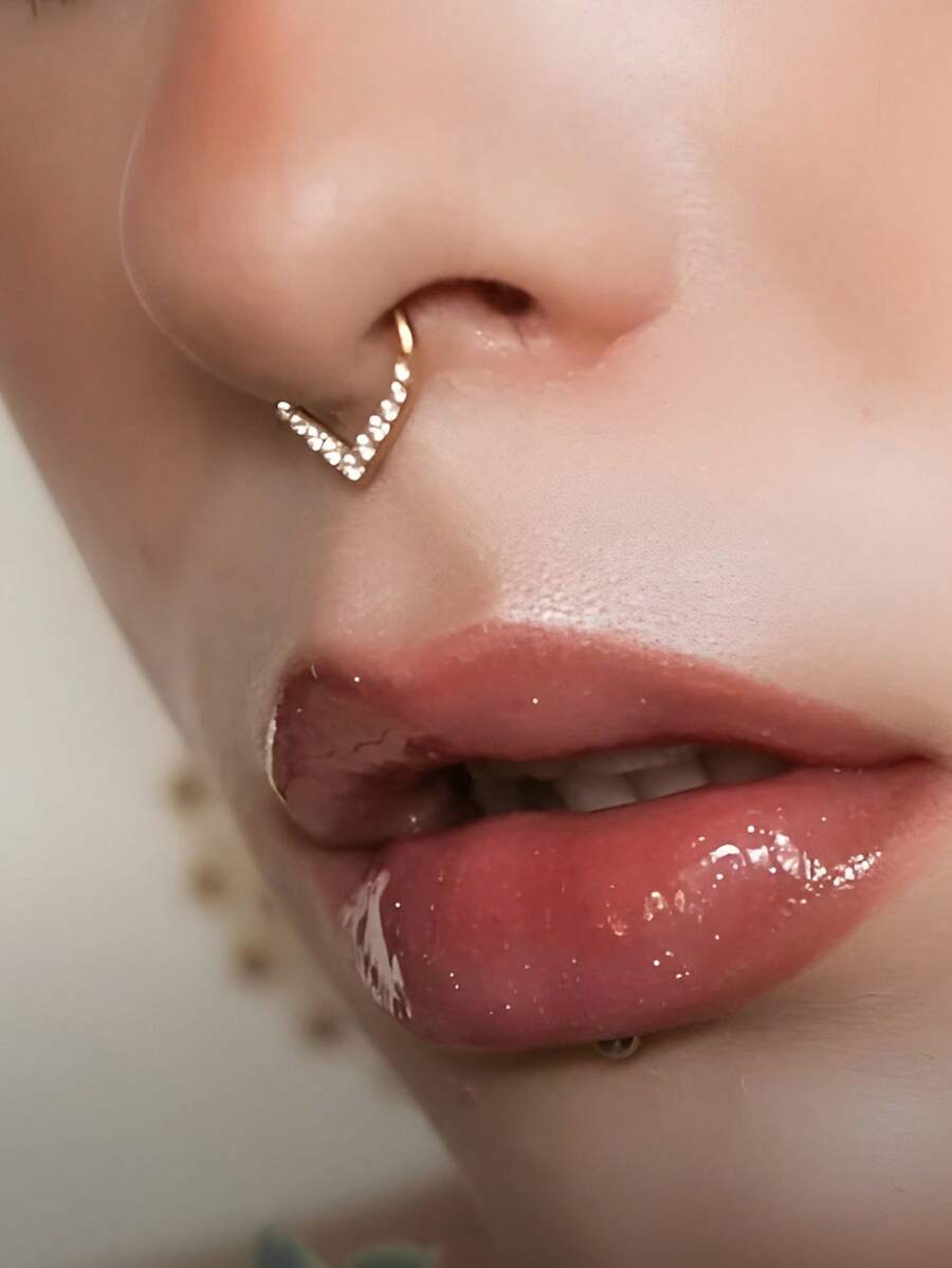 1 款高品质不锈钢水滴鼻环，镶嵌闪亮锆石 - 抗过敏，封闭式设计，防止掉落，非常适合日常佩戴、特殊场合和流行的穿孔款式 - 水滴鼻環 - 查看 1