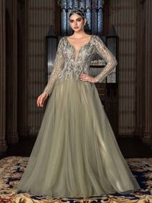 惊艳长袖深 V 领串珠亮片礼服，搭配大号网状拖尾 - 非常适合婚礼、庆典和高端派对，永恒浪漫优雅，中性柔和色调，夏季连衣裙，春季，正式，派对礼服，晚礼服，婚礼宾客礼服