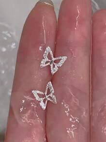 10/20 accesorios de uñas de aleación, simples, lindos, románticos, estilo japonés y coreano, mariposa hueca de plata, decoración de uñas para mujeres, decoración de belleza, decoración DIY, decoración de estuche de teléfono hecho a mano, decoración de muñecas, se puede usar en el hogar con decoración de uñas o parches de uñas para uso diario, uso festivo, uso de traslado