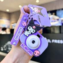 Sanrio 1 stuk officieel gelicentieerde Sanrio sleutelhangers, beeldjes, Kuromi projectielichtcamera, cartoon pluche tas, nieuw cadeau
