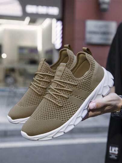 DaoLxi Shoes For Men Gym Tennis Athletic Mesh Fashion Sneakers Lightweight Sports Workout Running Casual Shoes Comfortable Footwear Trainers Brown, For Active Jeans Outfit