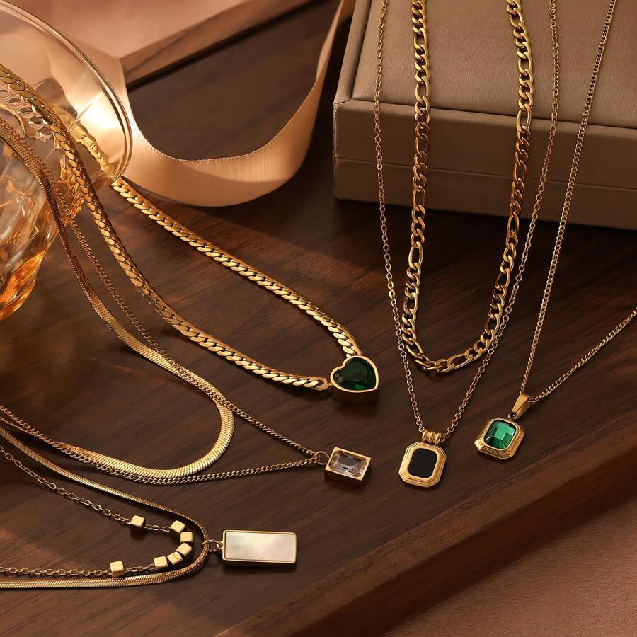 1pc 18K Plated Stainless Steel Fashion Simple Square Zirconia Pendant Necklace, Suitable For Date, Party, Office Wear - Yellow Gold - View 1