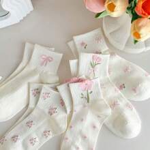5 pares de calcetines multicolor blancos para mujer con lindo diseño de mariposa, calcetines cortos con lazo y flor, calcetines de tubo medio, sencillos y versátiles, aptos para uso diario, deporte y ocio, adecuados para primavera, verano y otoño
