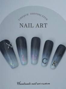 Uñas postizas hechas a mano personalizadas, manicura profesional pintada a mano, se proporciona un tamaño a medida para cada uña, alta adaptabilidad, set de 10 piezas, esmalte de gel, diseño de degradado negro ombre, letra personalizada con significado especial, para uso diario, citas, fiestas, regalos, ajuste cómodo hecho a mano, piezas de uña suaves y de alta calidad, reutilizables
