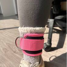 Widerstandsband zum Umwickeln des Knöchels, Handgelenkmanschette mit Polsterung, verstellbarer Schultergurt, Hüftkick-D-Ring für Kabelzugmaschine, Fußtrainingsunterstützung im Fitnessstudio, 1 Paar