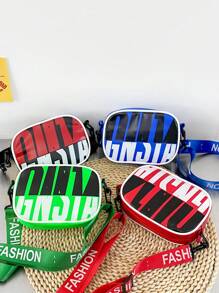 A Contrasting Letter Diagonal Shoulder Bag Is A Fashionable And Innovative Harajuku Style Bag That Children Love. It Is Suitable For Daily Use By Both Boy And Girl, Such As Going To School, Shopping, And Traveling. It Can Be Paired With Clothes, And The Zipper Can Store Lipstick And Change, Making It The Best Choice For Giving Gifts To Friends And Family.