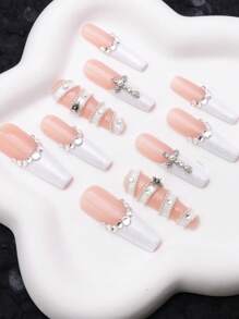 10 pezzi Unghie finte set di unghie a forma di feretro bianche, extra lunghe, con finitura lucida, realizzate a mano, con cristalli gioiello, design a croce bianco glitter cromo brillante, copertura totale, unghie finte per gel per ragazze e donne