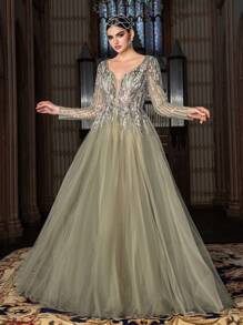 惊艳长袖深 V 领串珠亮片礼服，搭配大号网状拖尾 - 非常适合婚礼、庆典和高端派对，永恒浪漫优雅，中性柔和色调，夏季连衣裙，春季，正式，派对礼服，晚礼服，婚礼宾客礼服