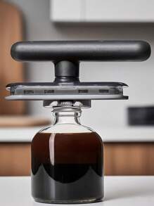 1个多功能不锈钢手动开罐器和开瓶器，边缘光滑，符合人体工程学设计 - 可调节，易握，多用途厨房工具 - 方便的手动开罐器 - 适合聚会和日常使用，厨房用品，厨房用具，厨房工具