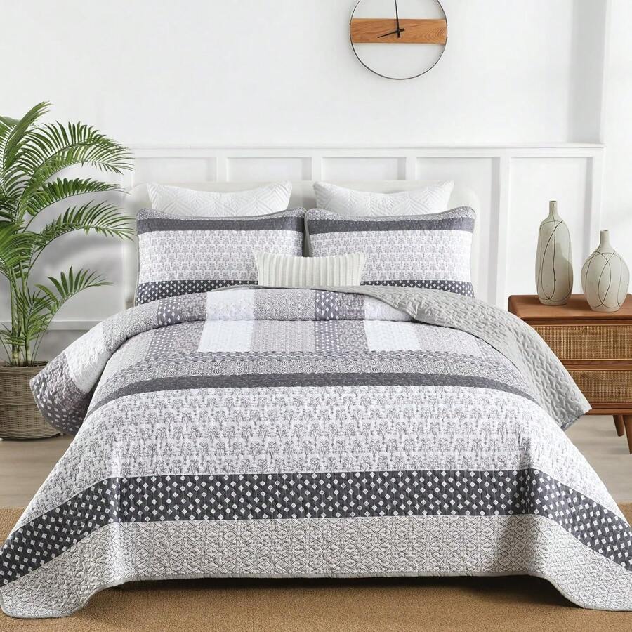 DJY 3 Pieces Orange Striped Quilt Set Queen King California King Size Boho Bedspread Coverlet Bed Set With Two Pillow Covers,Soft Lightweight Microfiber Floral Pattern,Summer Home Bed Room Decor ,Wedding Items,Home Bed Room Decor,Ideal Gift,All Season - Grey Bohemian Stripe - 查看 1