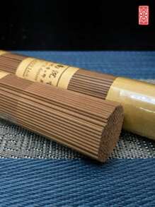100g, Bâton d'encens, Bois d'agar, Environ 350 pièces dans un grand paquet, Doux et frais, Convient pour une utilisation domestique, le sommeil, la discussion, le thé, le travail, le salon, la salle à manger, la chambre, la salle de bain, la salle de thé et d'autres pièces