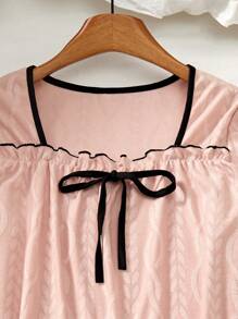 Women's Pull-Over Size Indicate Nightgown Can Be Worn Outdoors, Nightdress