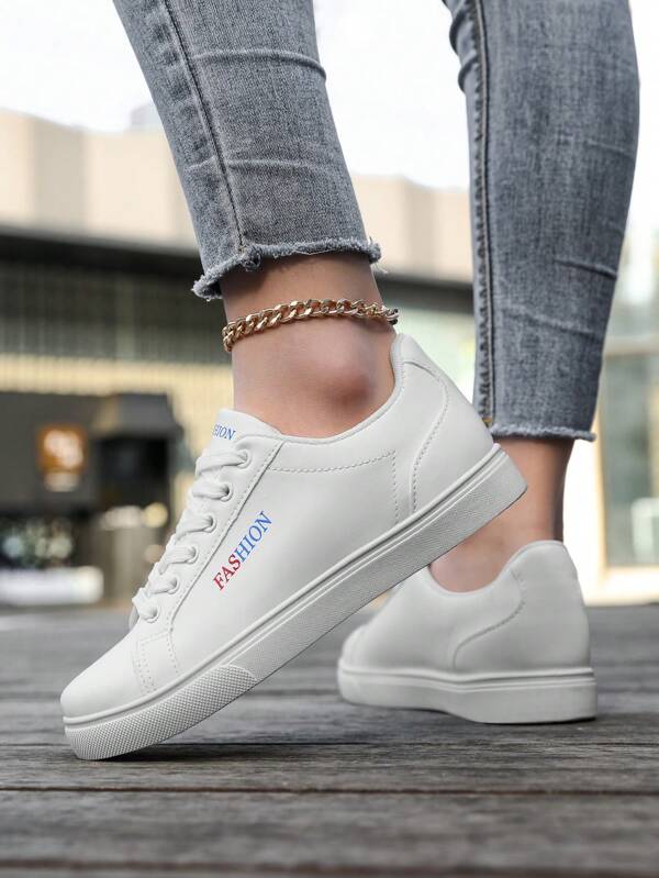 Men's Casual Sneakers, Round Toe Lace-Up Low-Top Skate Shoes, White Trainers, Non-Slip Outsole, Plain White Upper, Versatile For Daily Casual Wear And Commuting