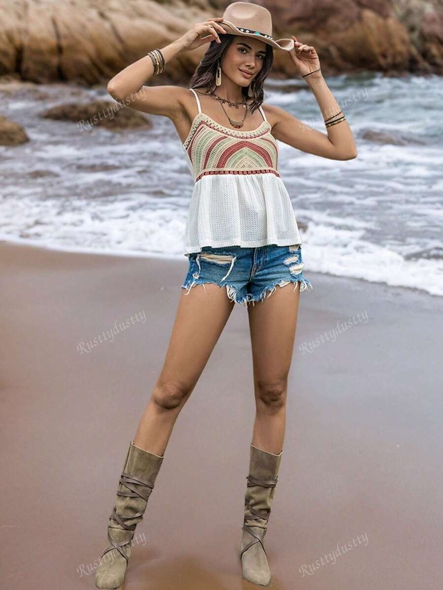Top de punto blanco sexy con escote en V, agujeros, para vacaciones en la playa, fiestas, festivales de música como Coachella, con volantes y espalda descubierta de ganchillo