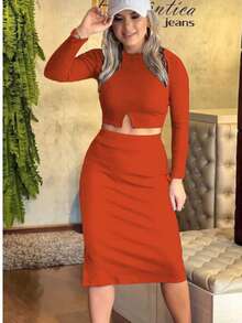 This Incredible Divine Set Brings The Perfect Combination Of Sophistication, Comfort And Style! The Ribana Skirt Offers An Impeccable Fit And Comfort For Your Everyday Life. The Long-Sleeved Crop Top Completes The Look, Bringing An Elegant And Modern Touch, Ideal For Any Occasion. - 亮橙色 - 查看 2