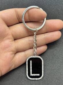 1PC Heren Zwarte Olie Druipende Metalen Legering Letter Sleutelhanger Is Geschikt Als Een Geschenk Hanger Voor Vrienden En Familie