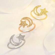 Anneaux de mariage en titane et zirconium ornés de lune et d'étoiles. Convient pour le port quotidien, les fêtes et comme cadeaux pour les festivals.