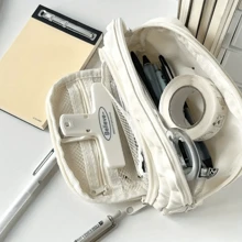 1 件 Sanrio Pochacco 狗狗设计帆布双层翻盖铅笔盒，风格清新，容量大，适合文具和学校用品，外观可爱，高端 - 彩色 - 查看 2