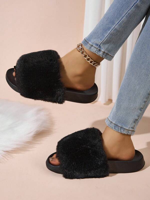 Novos chinelos femininos da moda, versáteis e leves e confortáveis, resistentes ao desgaste, antiderrapantes, longos, acolchoados e com absorção de choque