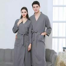 1pc Lightweight & Fashionable Home & Beach Robe, Quick Dry Soft Robe, Couples Loungewear, Simple Plaid Bathrobe, Sexy Sleepwear, Unisex Style Summer Wedding Home Bathroom Decor Back To School