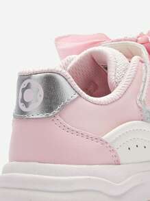 Balabala 女童低胸白色運動鞋，時尚防滑春鞋