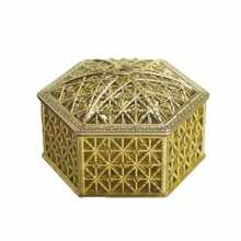 1 westlicher Stil Cut Out Make-up Aufbewahrungsbox, Schmuck- und Accessoire-Staubaufbewahrungsbox, einfarbige tragbare Aufbewahrungsbox. Die Schmuckbox eignet sich für Büro, Schule und den täglichen Gebrauch von Frauen als Geschenk, Raumdekoration - Verschiedenfarbig - Übersicht 4
