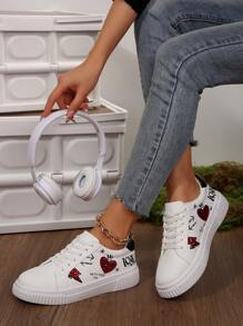 Women Graffiti Heart Round Toe Lace Up Outdoor Activity Sporty & Casual Lightweight EVA Platform Sneakers, Spring/Summer